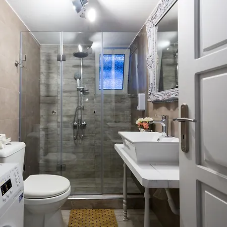 Evaele Luxury Kíssamos